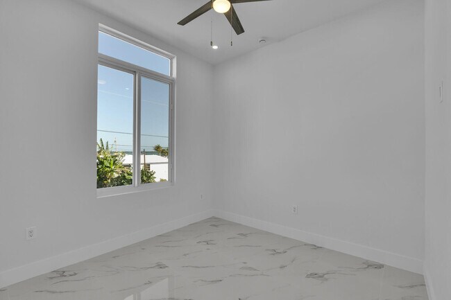 Building Photo - 31368 Ave I