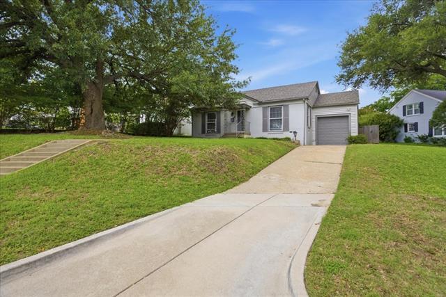 Building Photo - 3101 Westcliff Rd W