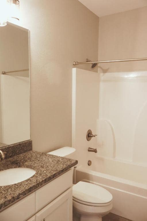 Building Photo - 205 Windcrest Cir