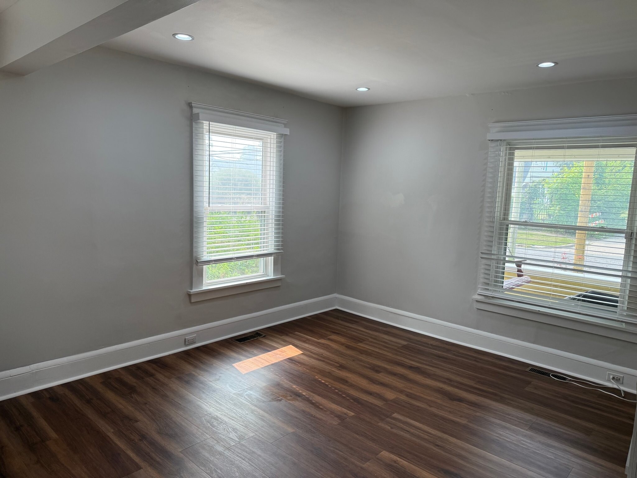 Building Photo - 742 Griswold St