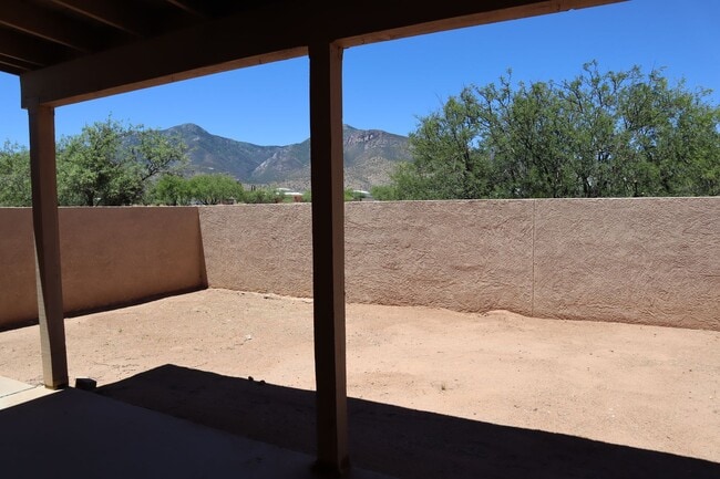 Building Photo - Livable, Lovable, & Available!