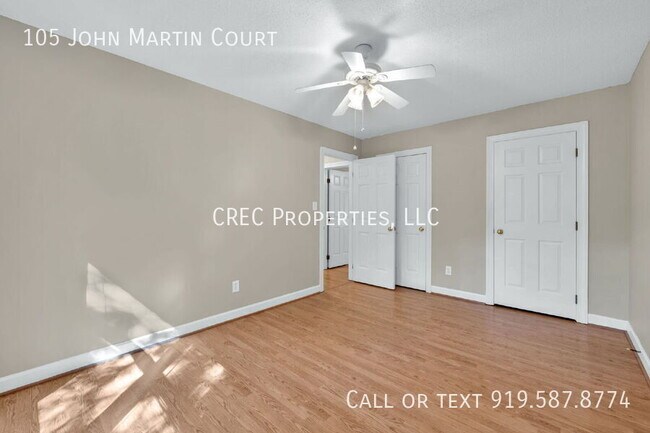 Building Photo - 105 John Martin Ct