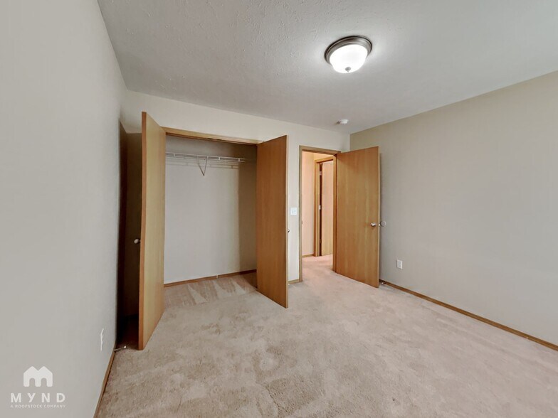 Building Photo - 1123 S Brown Ave