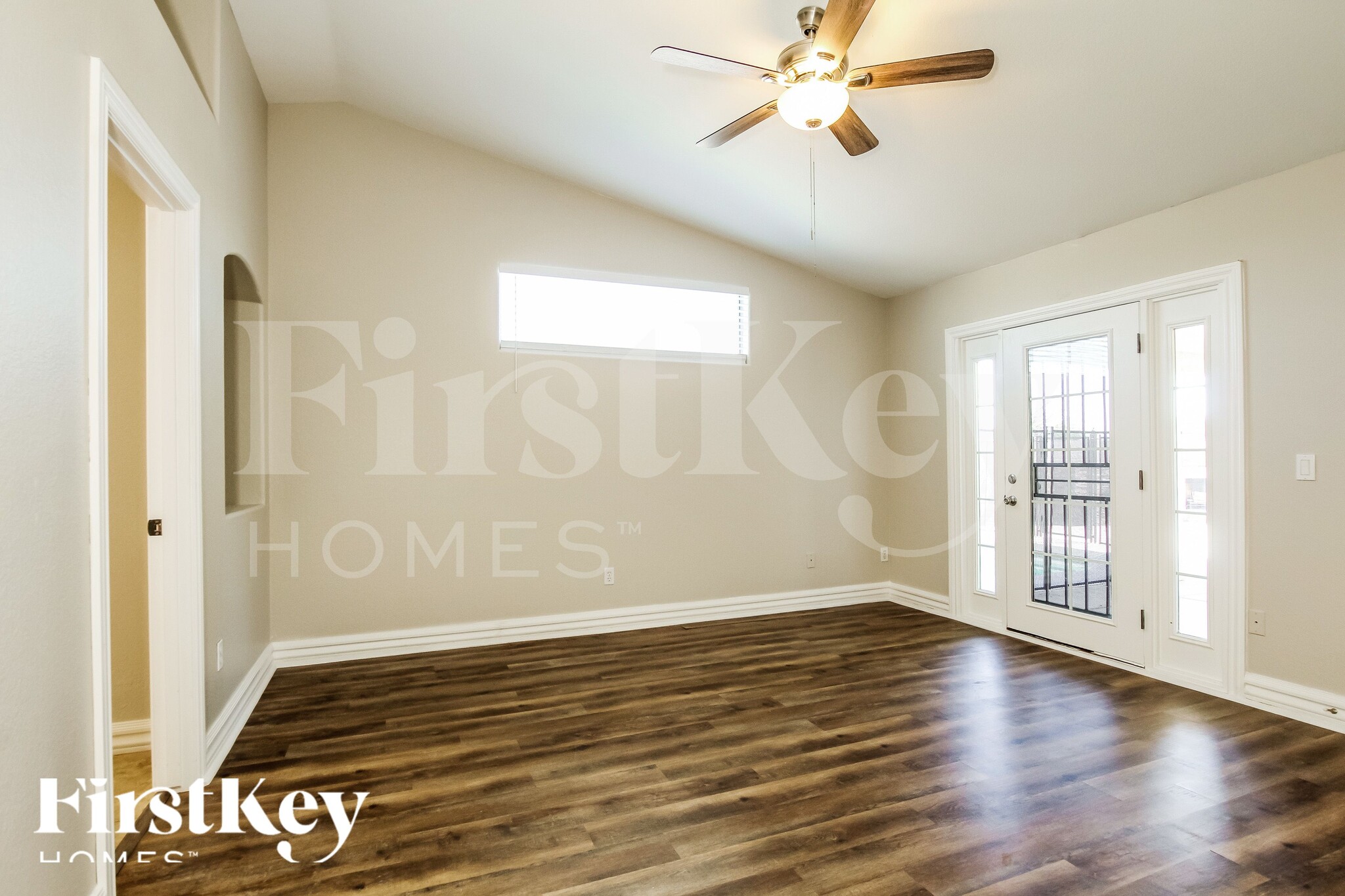 Building Photo - 15077 N 85th Ave