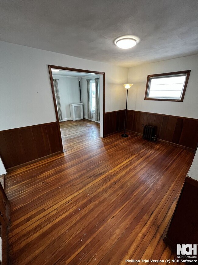 Building Photo - 189 St Charles St