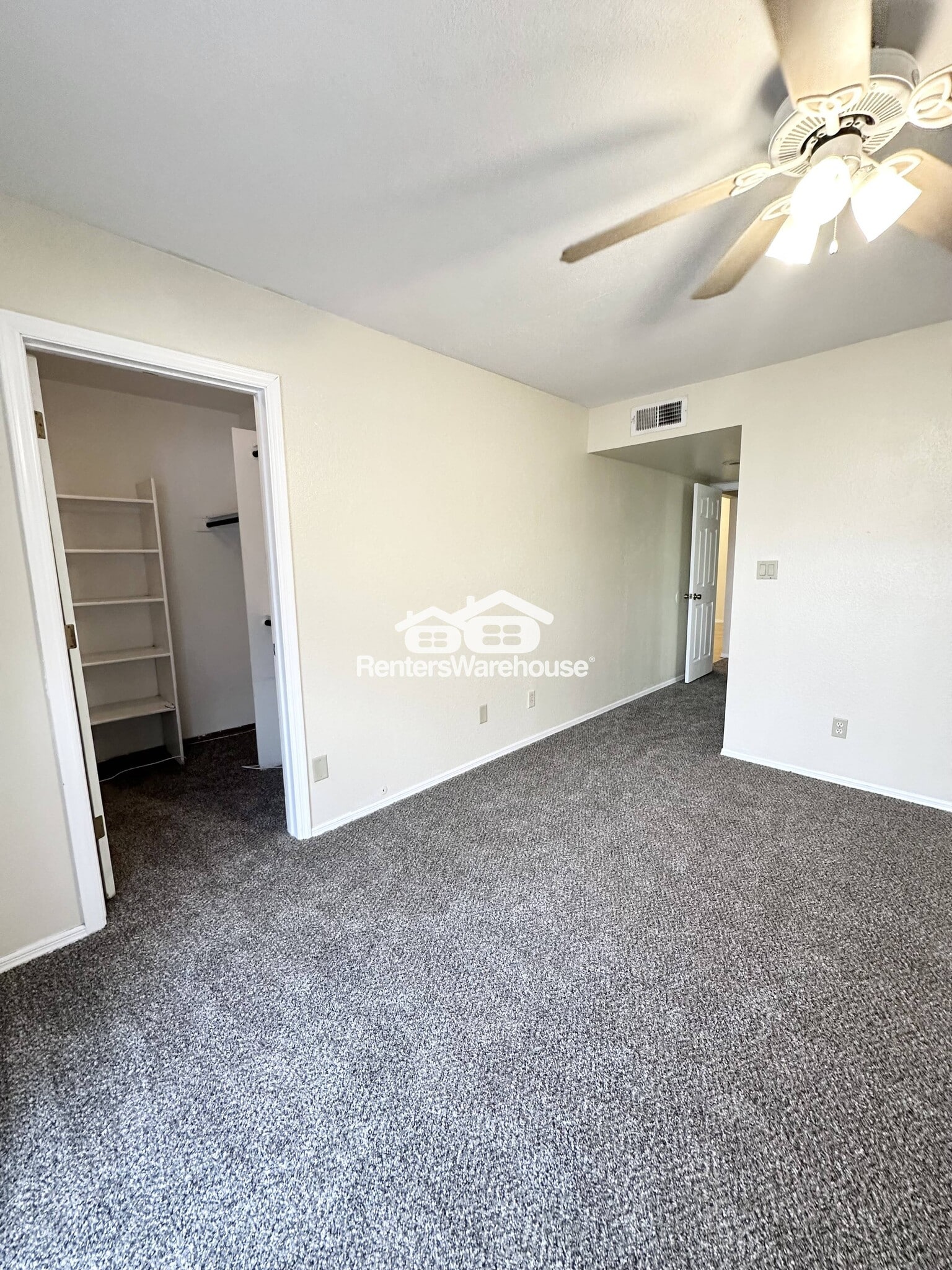 Building Photo - 9279 N 47th Dr