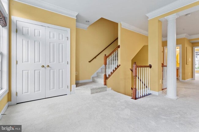 Building Photo - 3675 Spring Hollow Ln