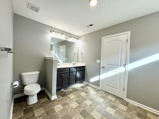 Building Photo - 2701 Hailey Rose Way