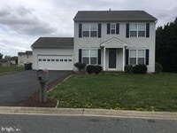 Building Photo - 32 Fenwick Ct