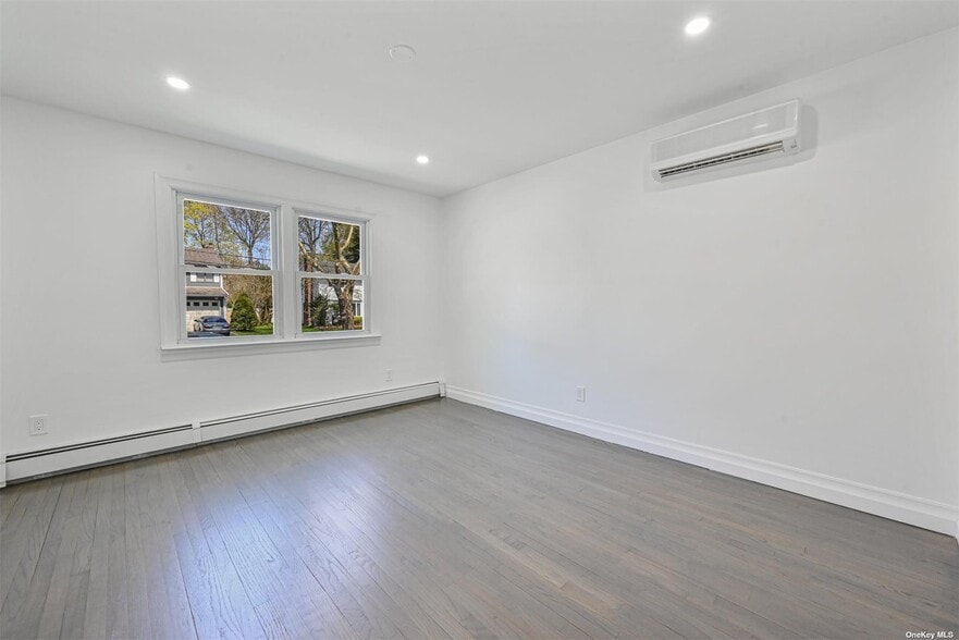 Building Photo - 10 Brompton Pl