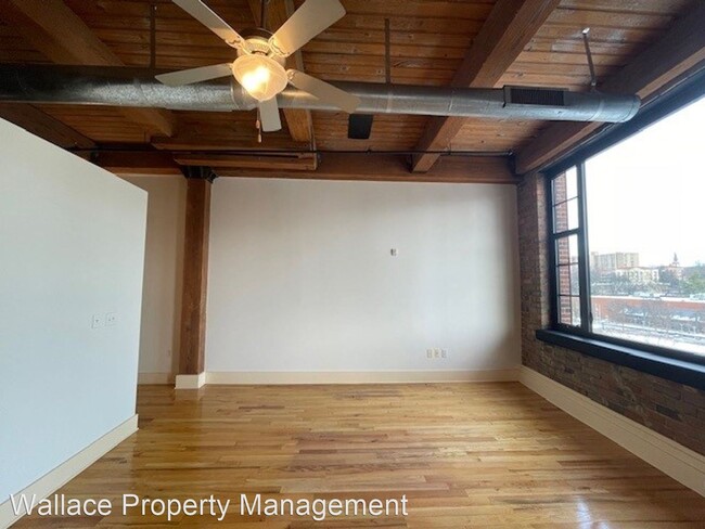 Building Photo - 1 br, 2 bath House - 1060 Worlds Fair Park...