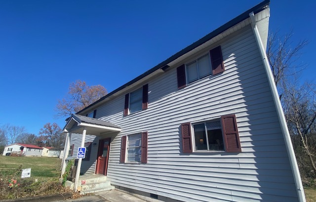 Building Photo - 218 Courtyard Cir