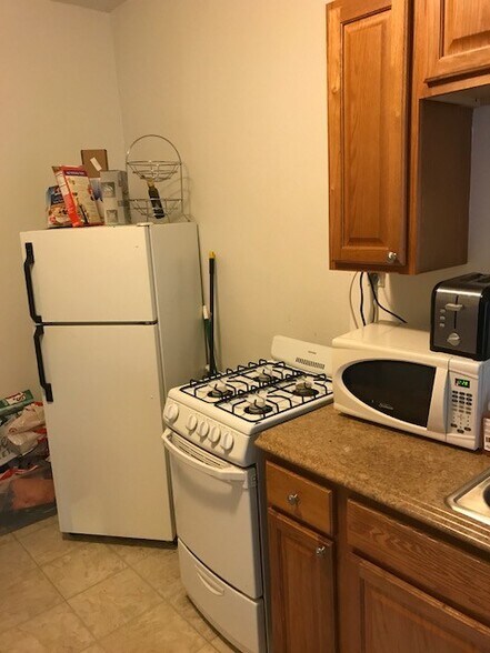 Building Photo - 1626 Commonwealth Ave