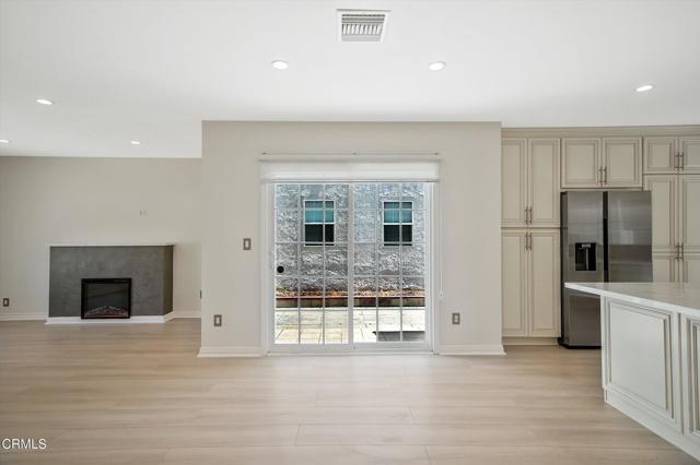 Building Photo - 708 Arden Ave