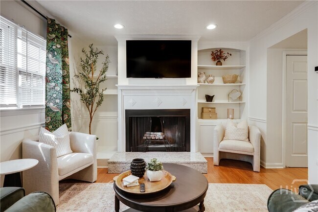 Building Photo - 1905 S Milledge Ave