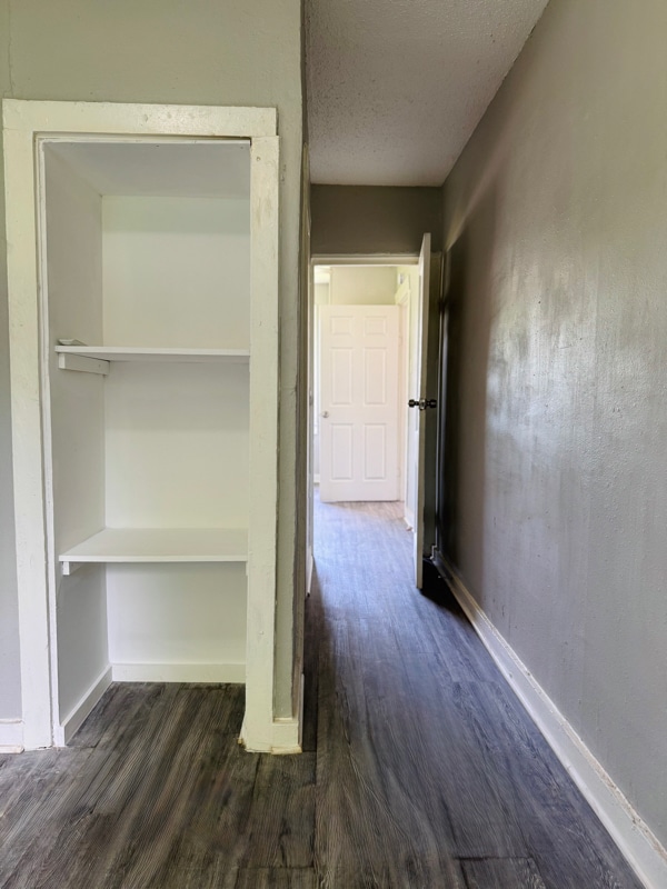 Building Photo - 1501 Nashby St