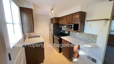 Building Photo - 5114 Caste Dr