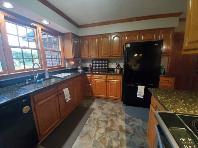 Building Photo - 5086 Rio Dosa Downs