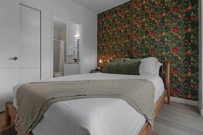 Building Photo - 136 NW 26th St