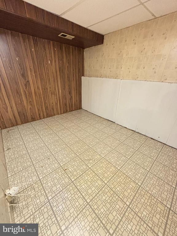 Building Photo - 25936 Largo Ct