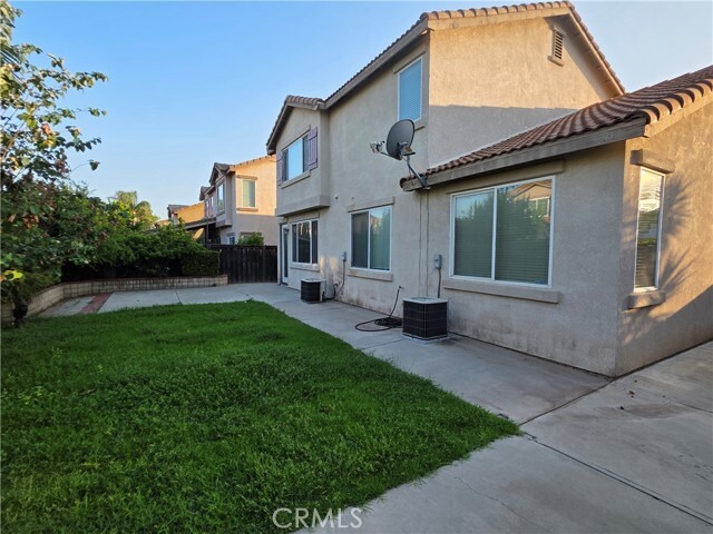 Building Photo - 7853 La Tour Ct