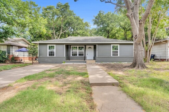 Primary Photo - 6124 Sundown Dr
