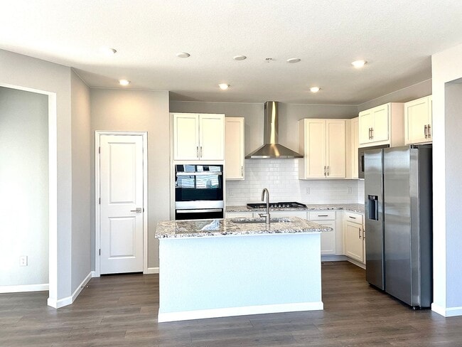 Building Photo - Incredible 3 bed/2 bath home in Fort Collins!