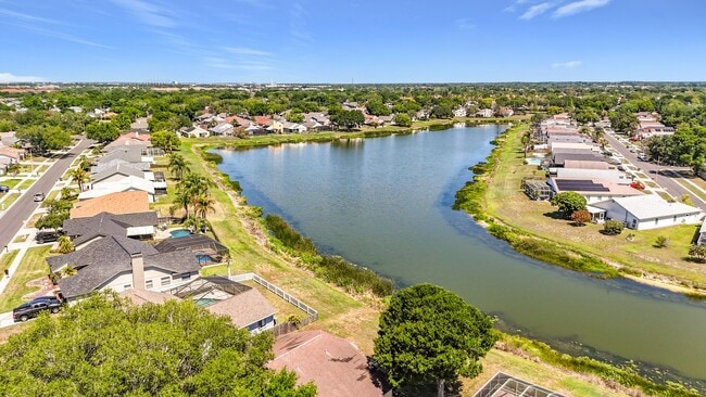 Building Photo - Spacious 4-Bedroom Retreat with 2 Baths in Brandon - 2103 Sq. Ft. of Comfort Awaits!