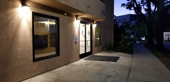 Building Photo - 445 Landfair Ave