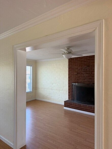 Building Photo - 6124 N 18th Dr