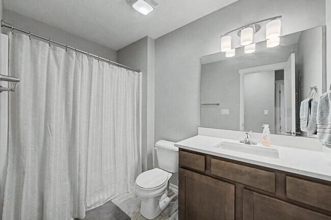 Building Photo - 16605 Wilden Dr