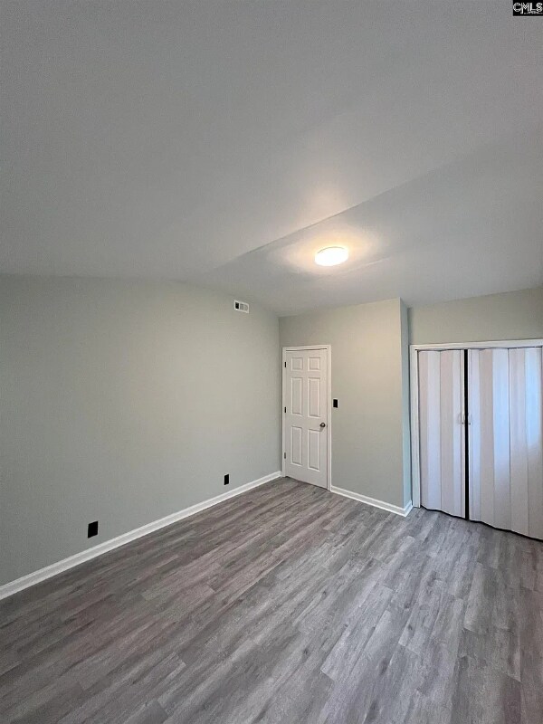 Building Photo - 460 Fairfield St