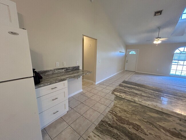 Building Photo - 17385-17387 W Carnegie Cir