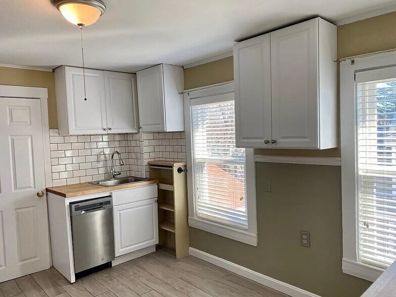 Building Photo - 31 Tremont St