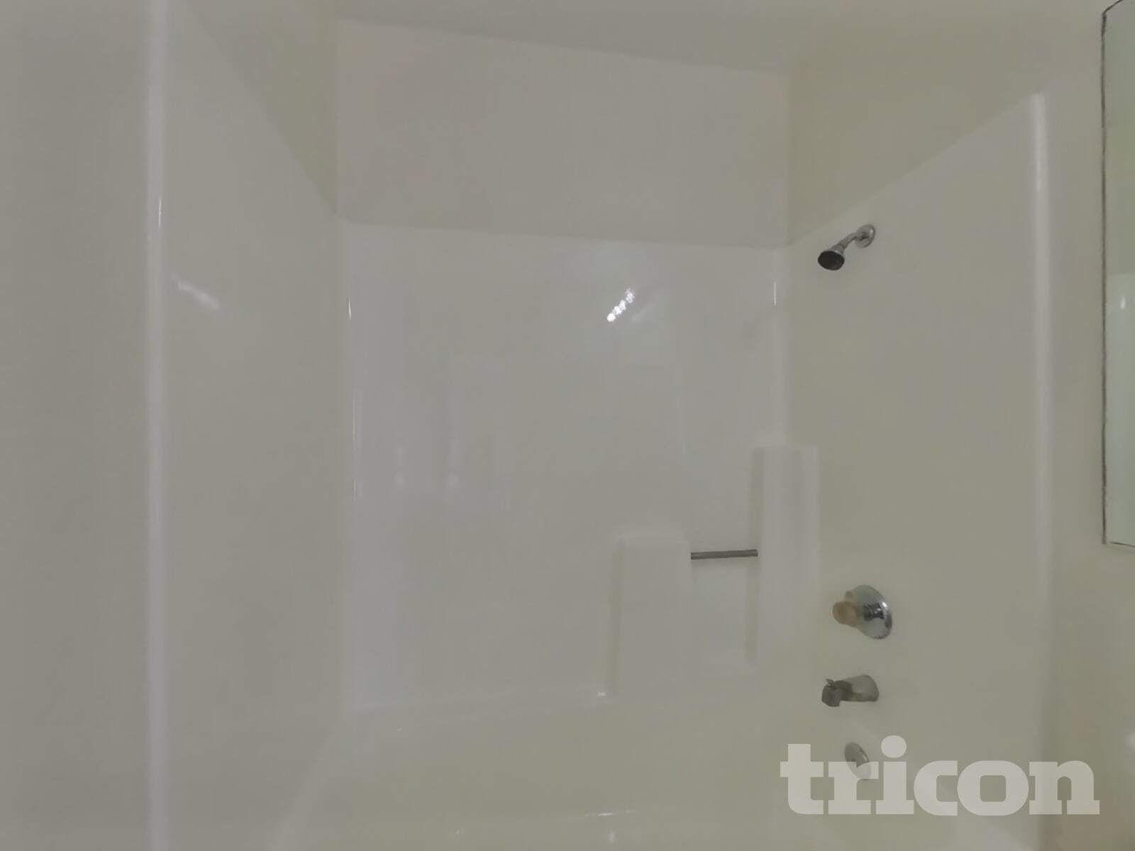 Building Photo - 14353 Victor Dr