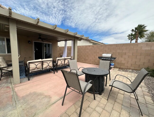 Building Photo - Long Term - Pristine 3 Bedroom Family Home @ Terra Lago in Indio