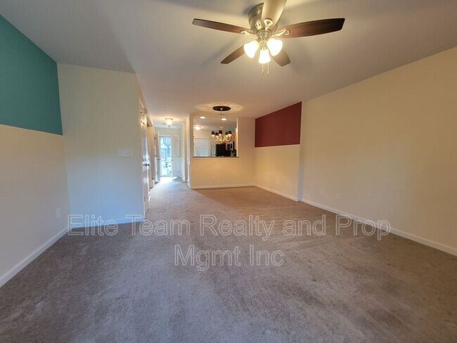 Building Photo - 3811 Mosscroft Ln