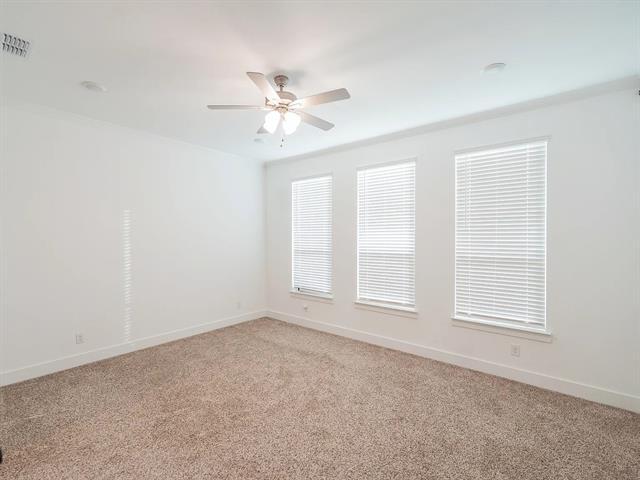 Building Photo - 4104 Willow Grove Ave