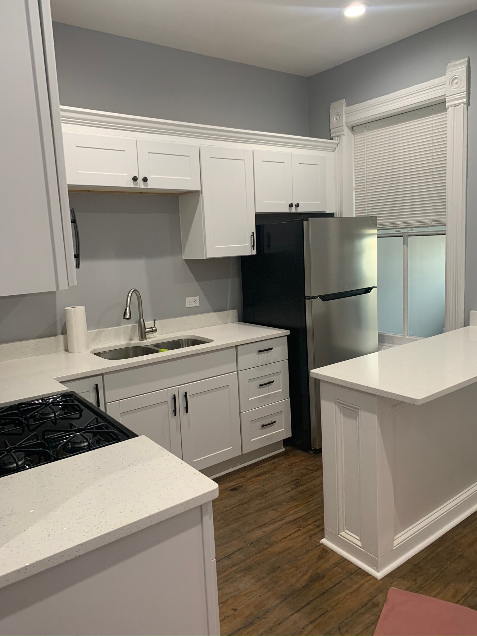 Kitchen - 2309 S Leavitt St