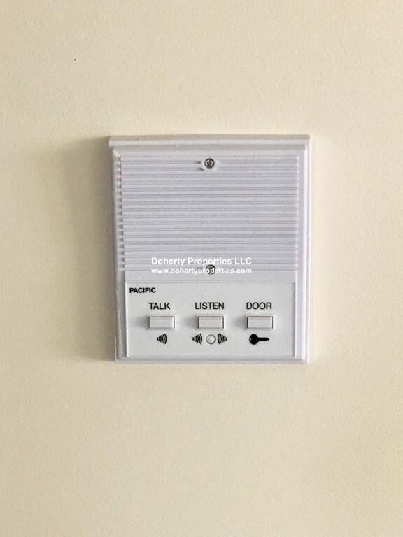 Building Photo - 361 Hildreth St