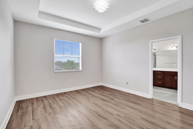 Building Photo - 4926 NW 48th Terrace