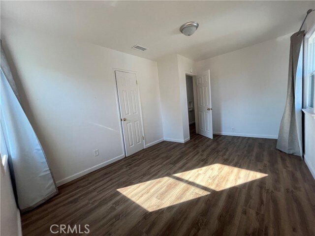 Building Photo - 1086 Palm Ave