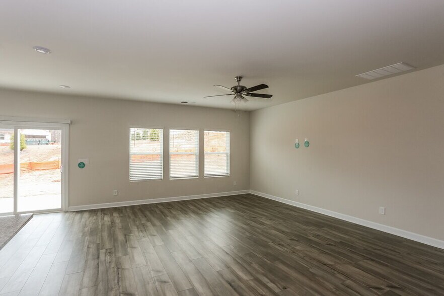 Building Photo - 128 Guardian Gate Dr