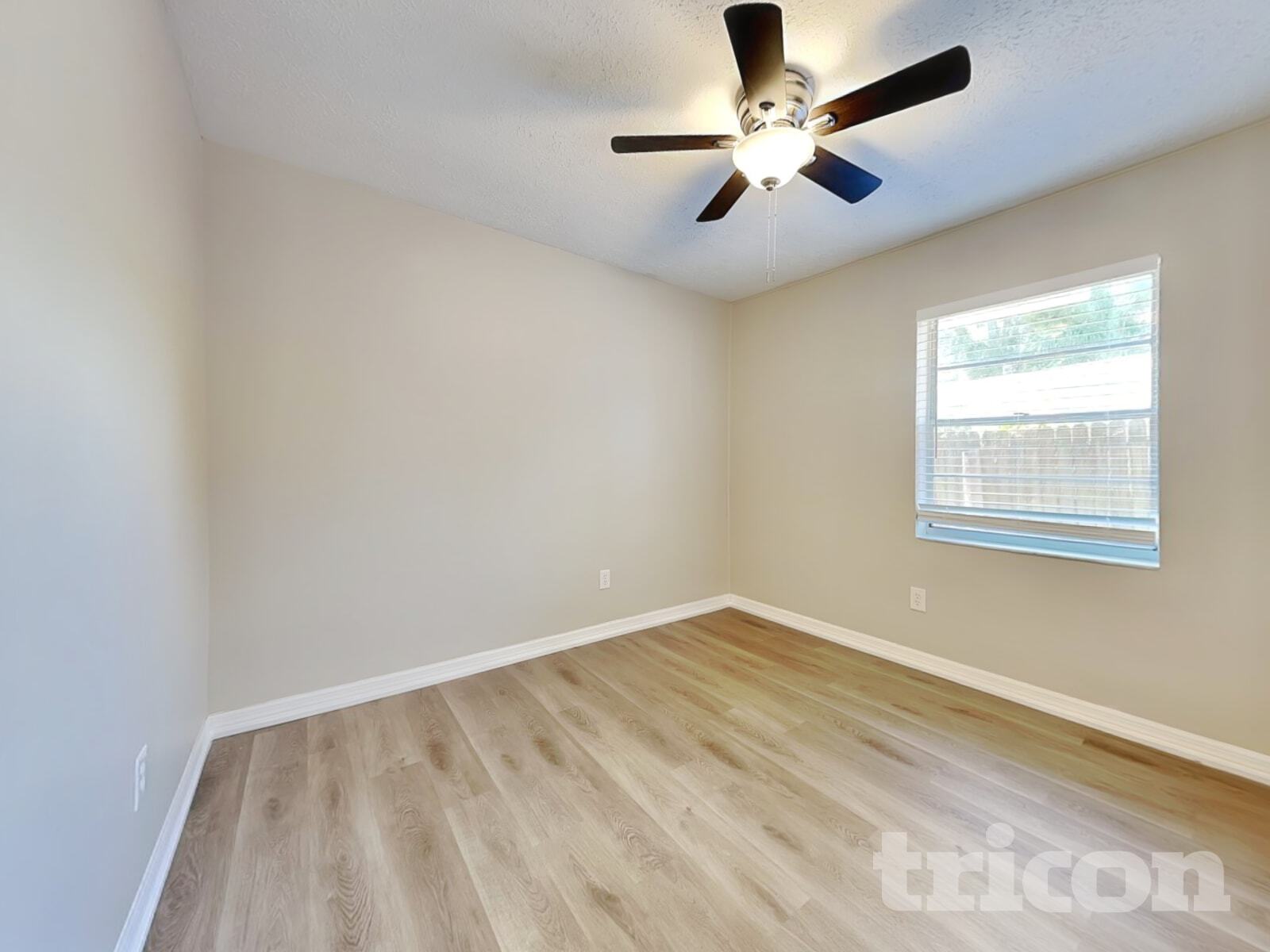 Building Photo - 1928 W Clinton St