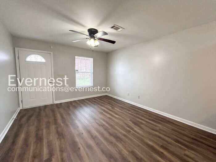 Building Photo - 3157 Lauren Evelyn Way