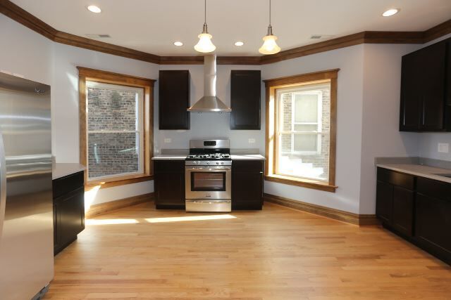 Building Photo - 1225 W Norwood St