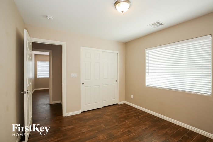 Building Photo - 4529 Clipper Cove Ct