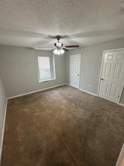 Building Photo - 5538 Oak Branch Cir N