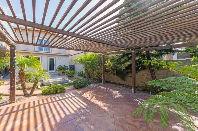 Building Photo - Beautiful Manhattan Beach Rental Home!