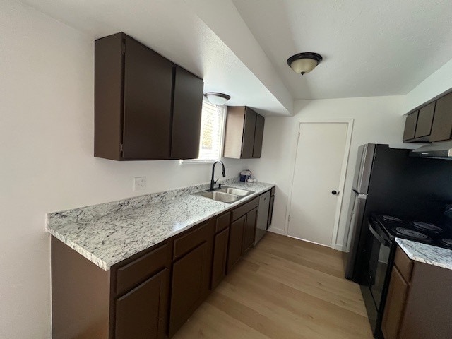 Building Photo - 7424 Launa Dr